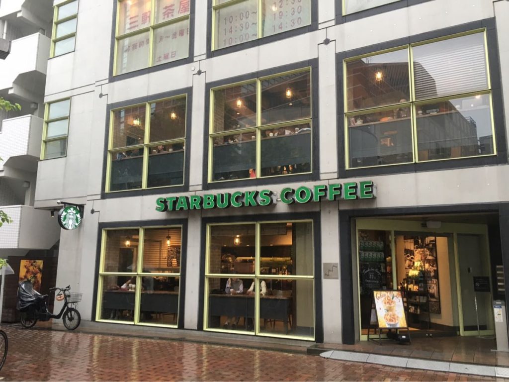 三軒茶屋のスタバ